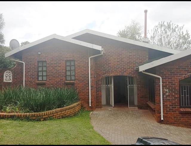 4 BEDROOM PROPERTY TO RENT IN MORNINGHILL